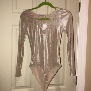Criss cross metallic/champagne bodysuit